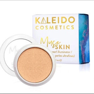 Kaleido Cosmetics muse skin ultra fine pearl illuminator 🐼🐼🐼